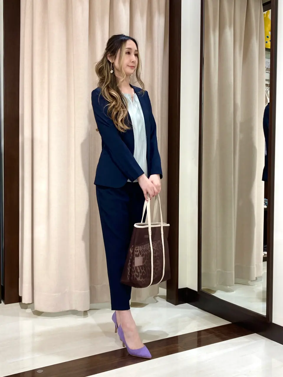 ANY SIS STAFF コーディネート画像