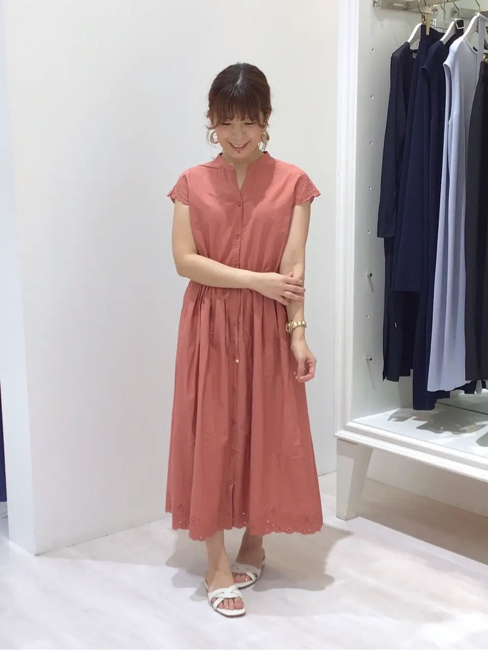 ANY SIS スタッフ コーディネート画像