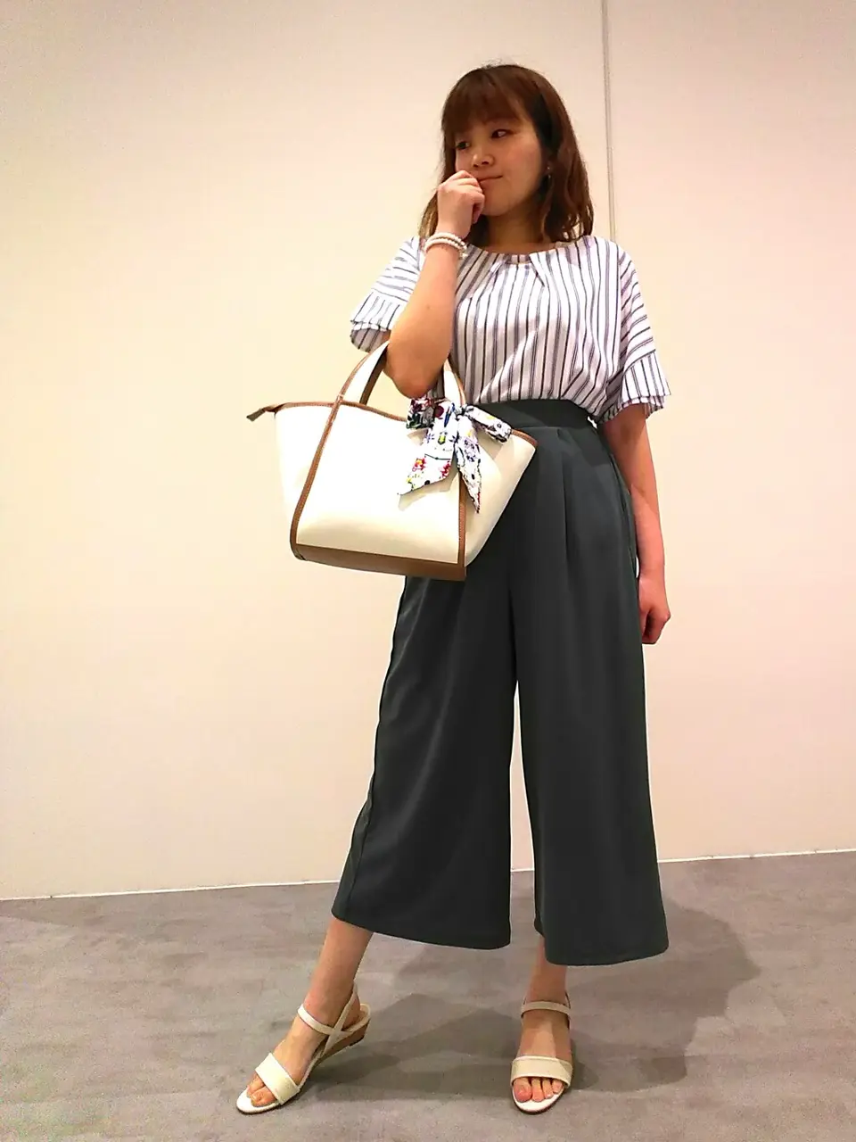  川根　彩 コーディネート画像