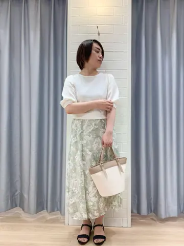 ANY SIS 丸岡 コーディネート画像