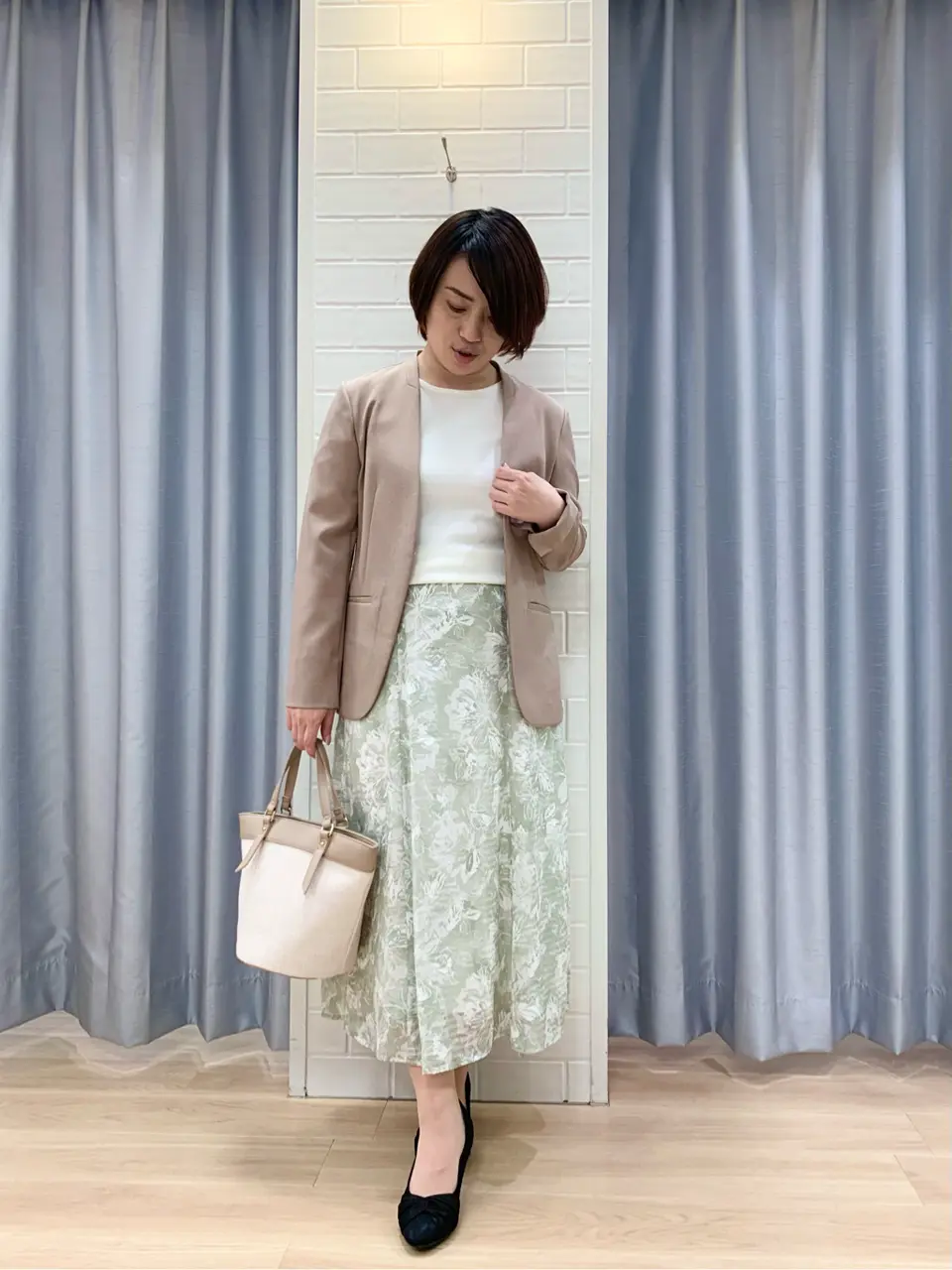 ANY SIS 丸岡 コーディネート画像