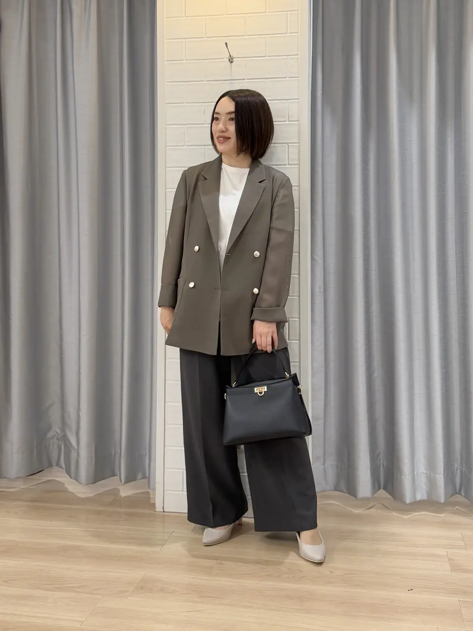 ANY SIS 丸岡 コーディネート画像