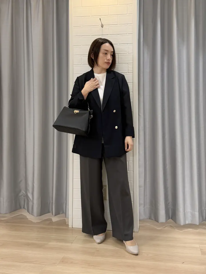 ANY SIS 丸岡 コーディネート画像