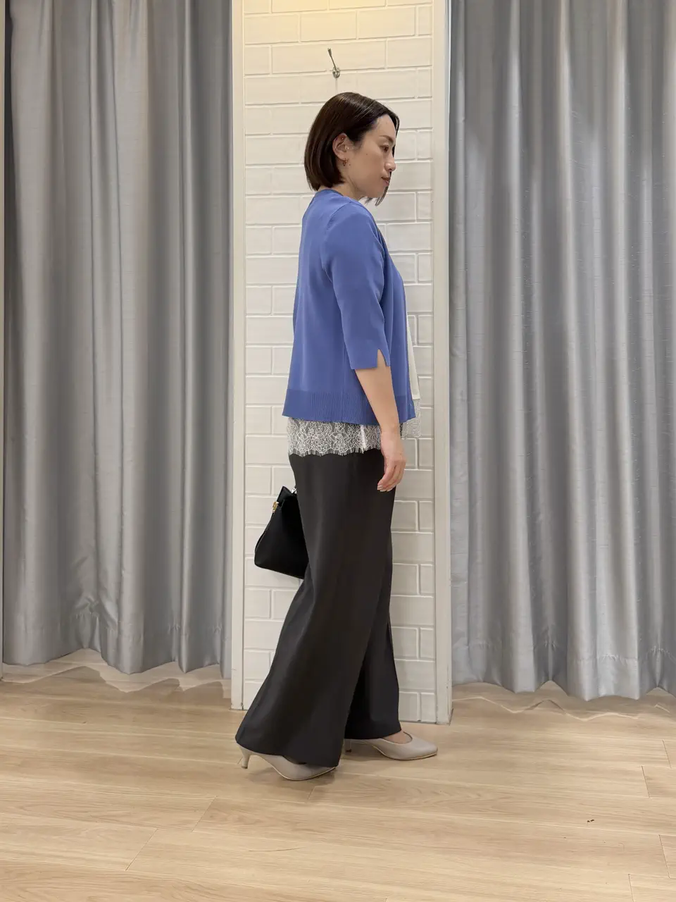 ANY SIS 丸岡 コーディネート画像
