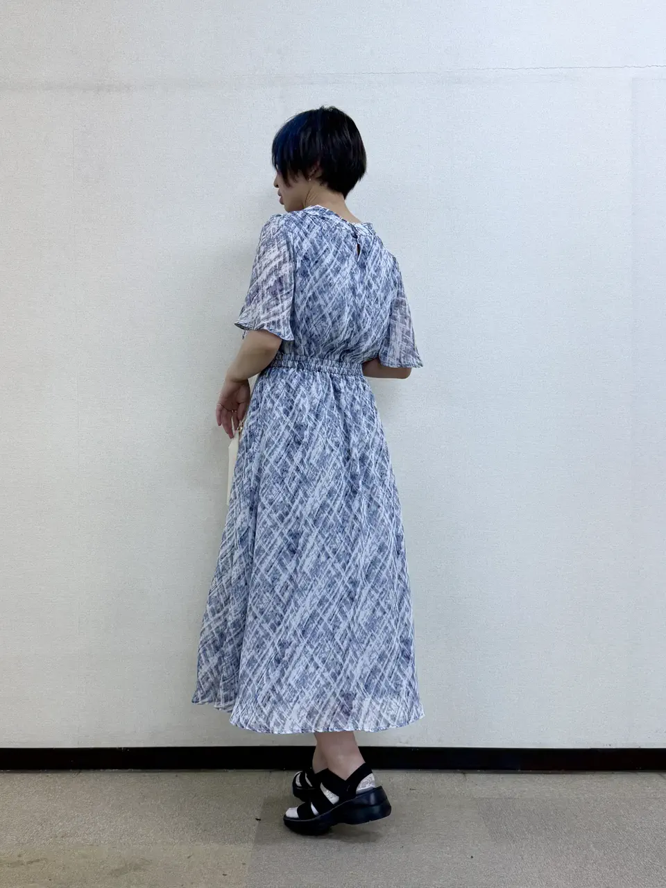 ANY SIS 村上 コーディネート画像