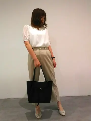 ANY SIS 川根　彩 コーディネート画像