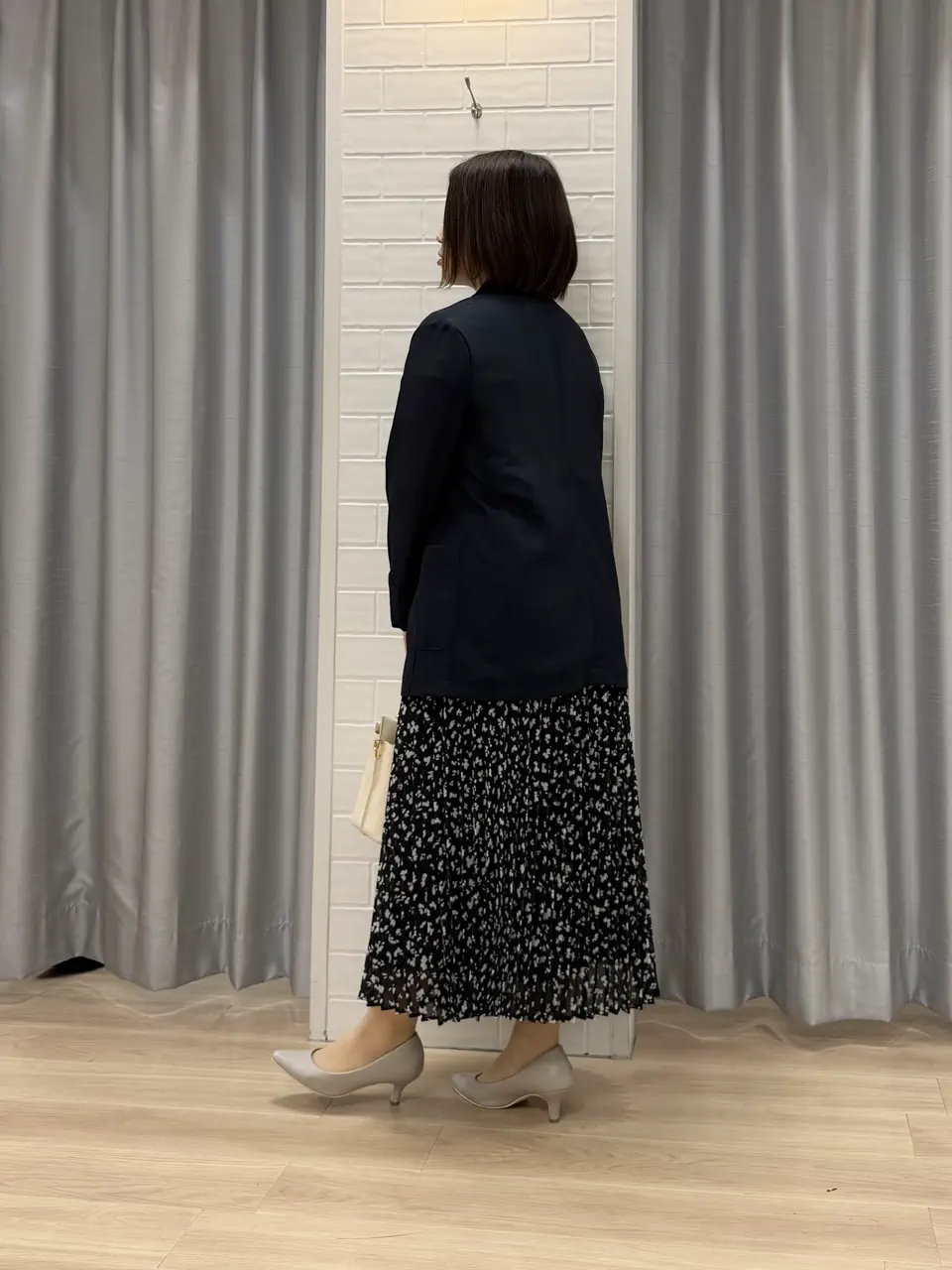 ANY SIS 丸岡 コーディネート画像