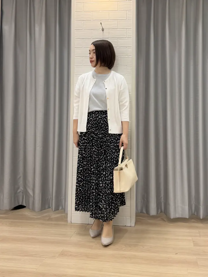 ANY SIS 丸岡 コーディネート画像