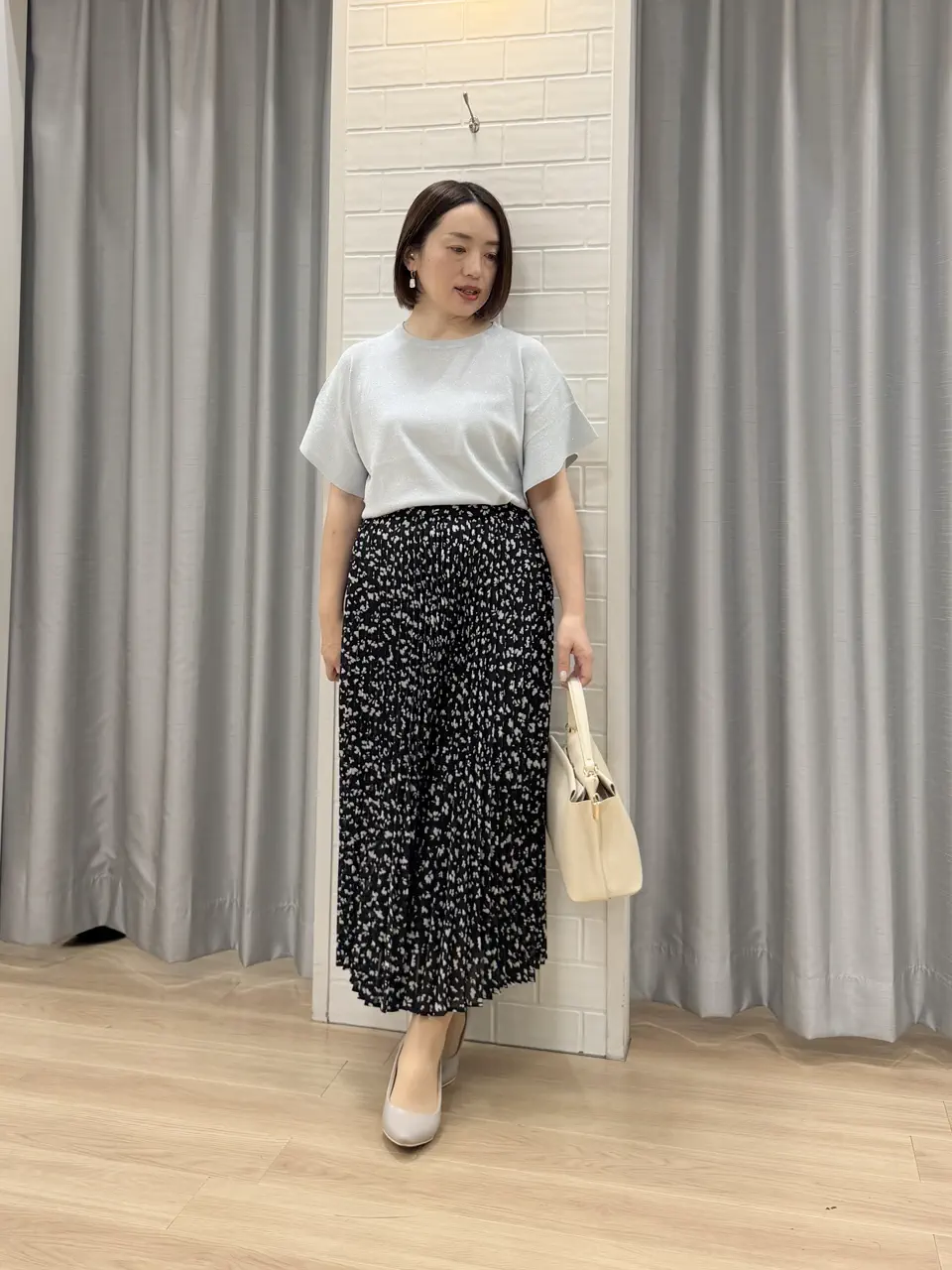 ANY SIS 丸岡 コーディネート画像
