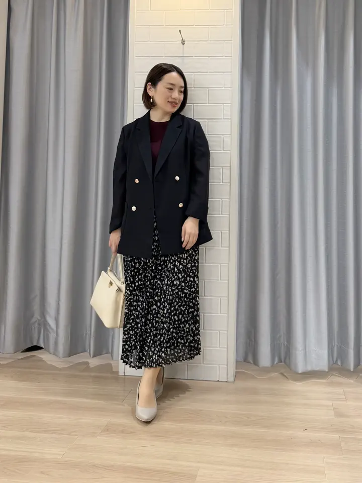 ANY SIS 丸岡 コーディネート画像