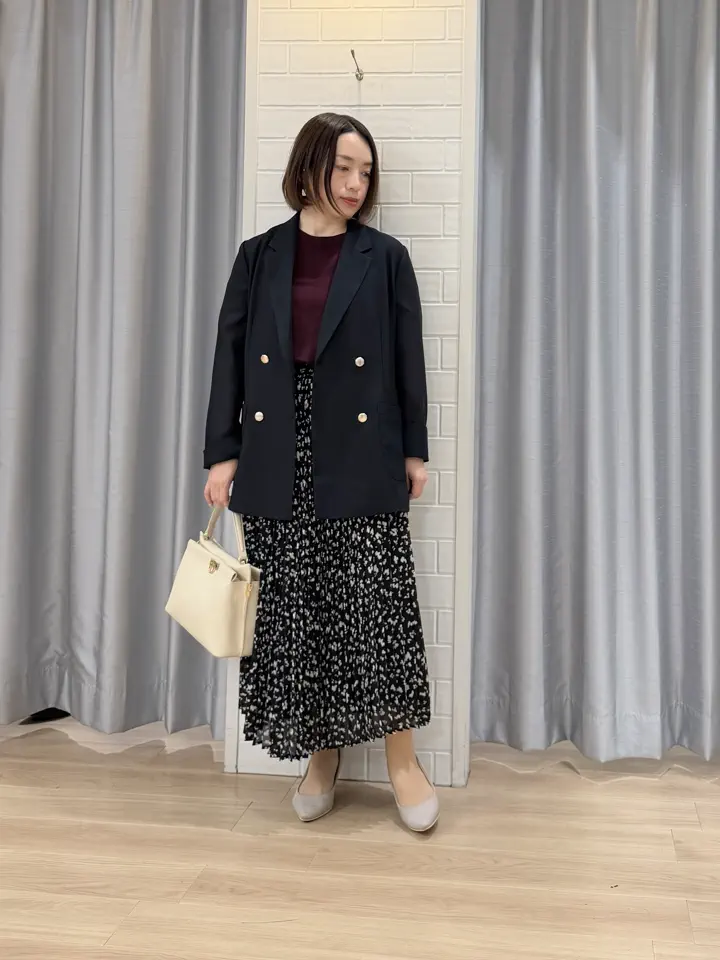 ANY SIS 丸岡 コーディネート画像