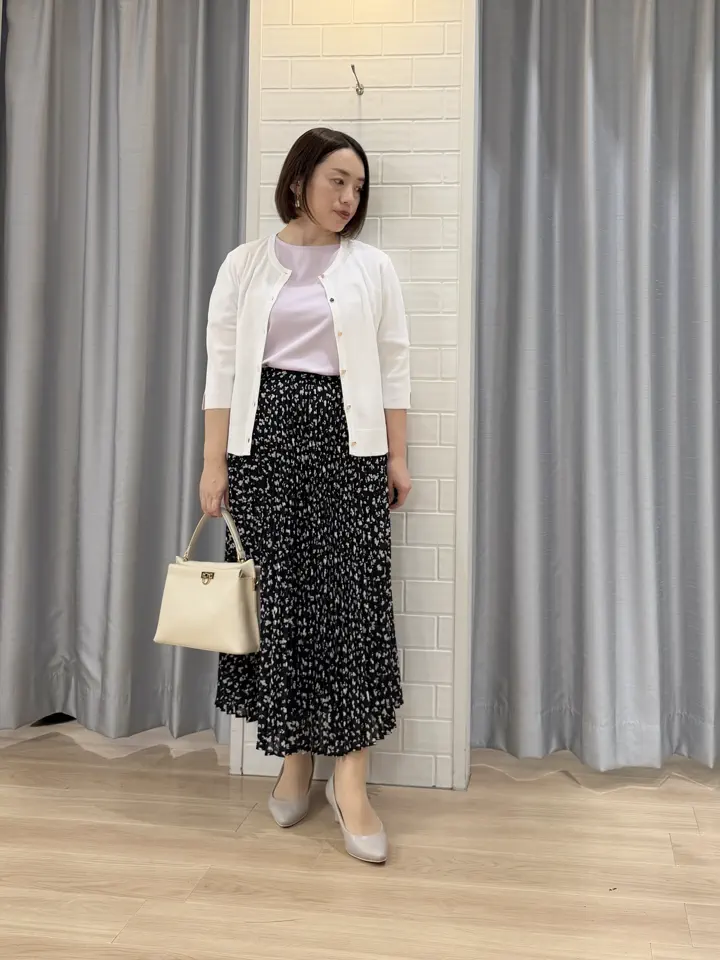 ANY SIS 丸岡 コーディネート画像