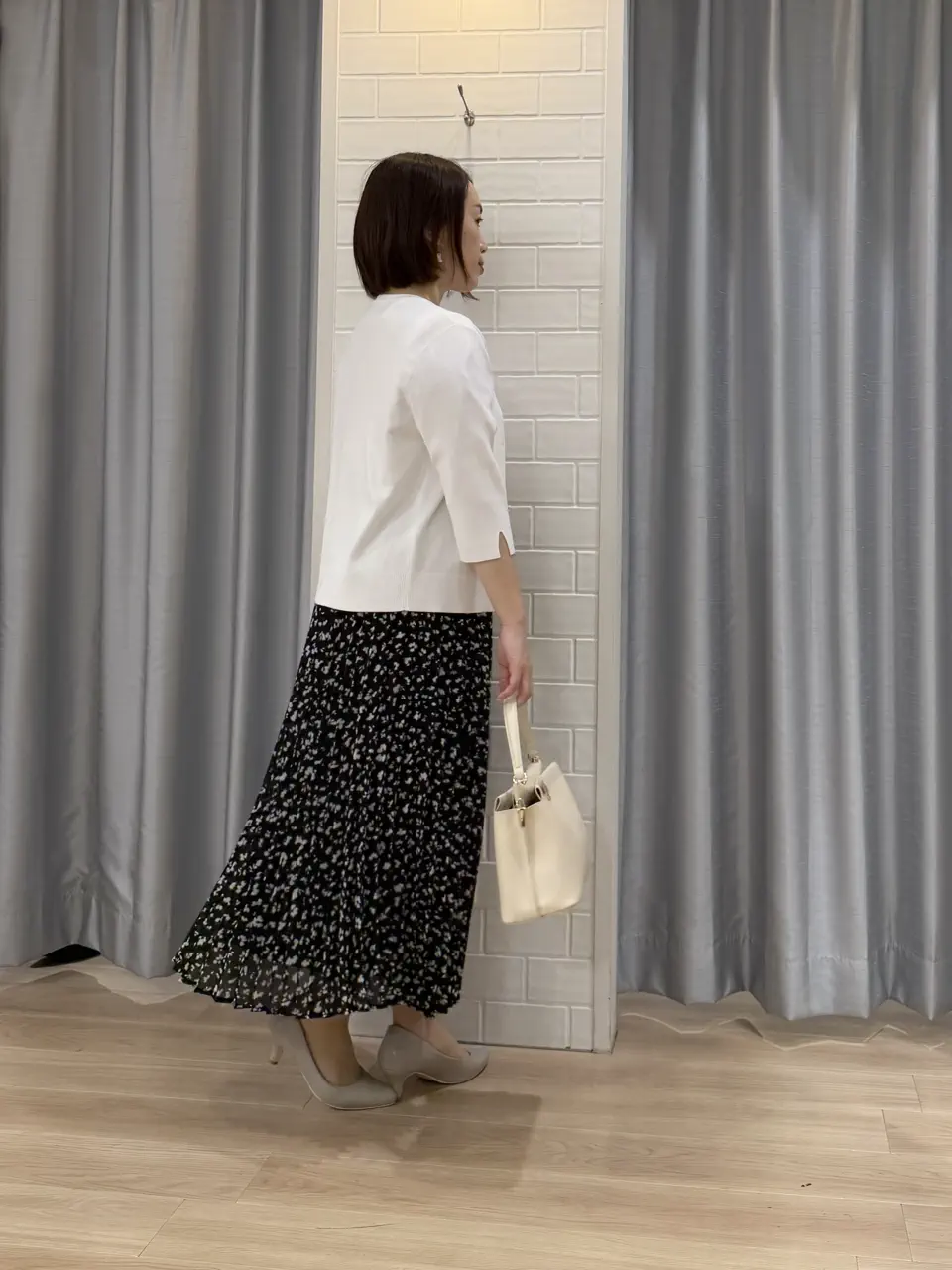 ANY SIS 丸岡 コーディネート画像