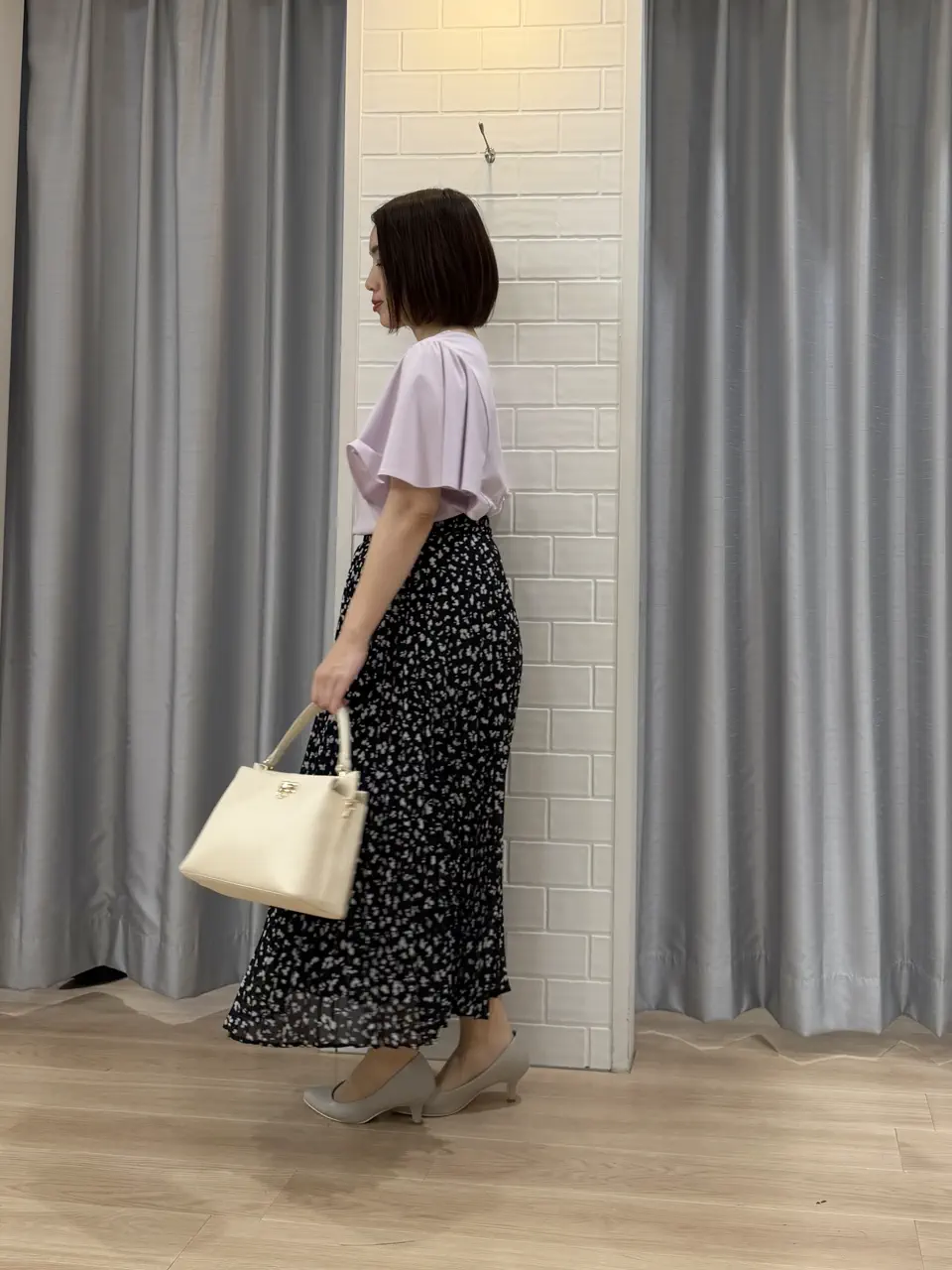 ANY SIS 丸岡 コーディネート画像