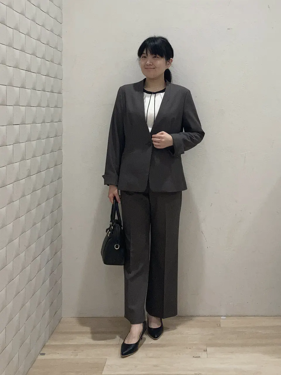 ANY SIS 川根　彩 コーディネート画像