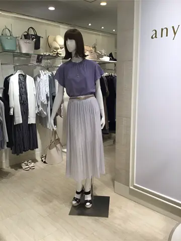 ANY SIS 島崎 コーディネート画像