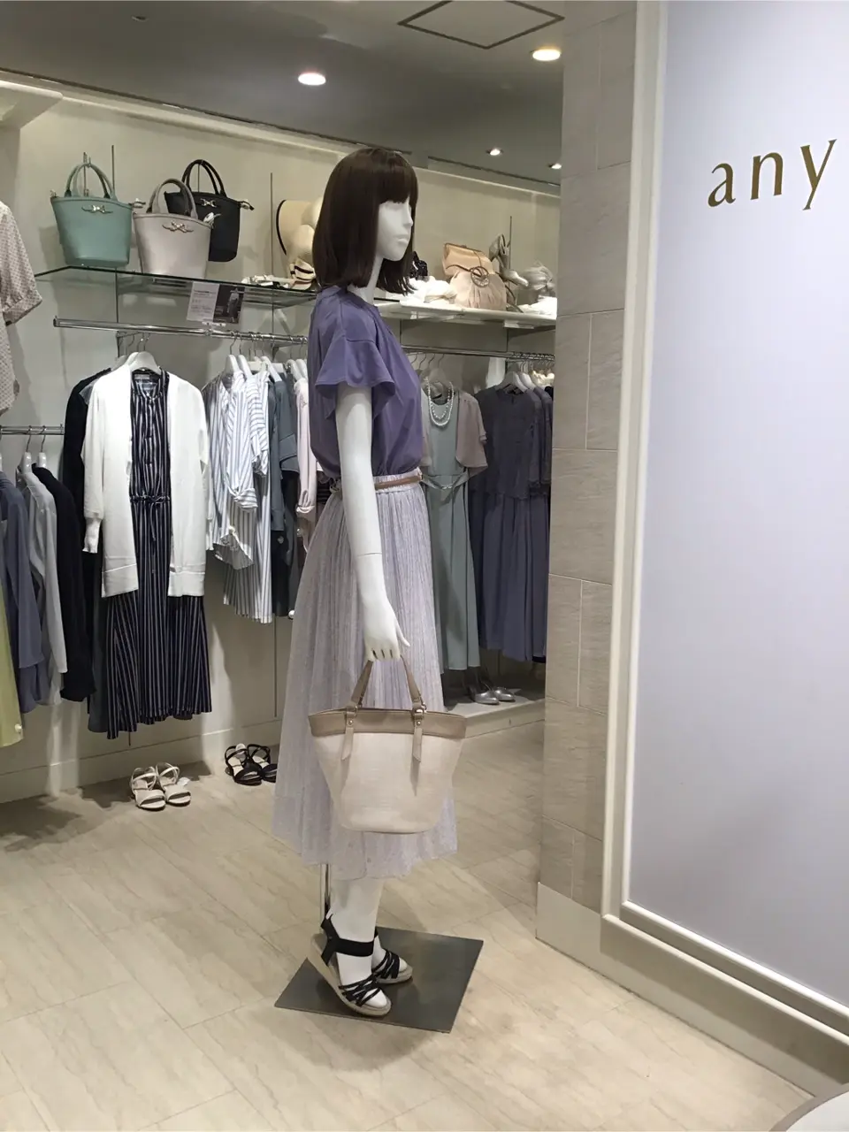 ANY SIS 島崎 コーディネート画像