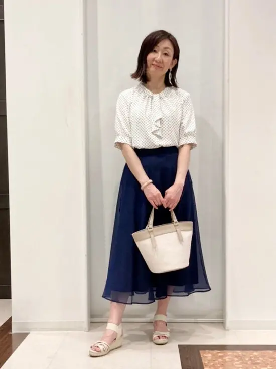 ANY SIS スタッフ コーディネート画像