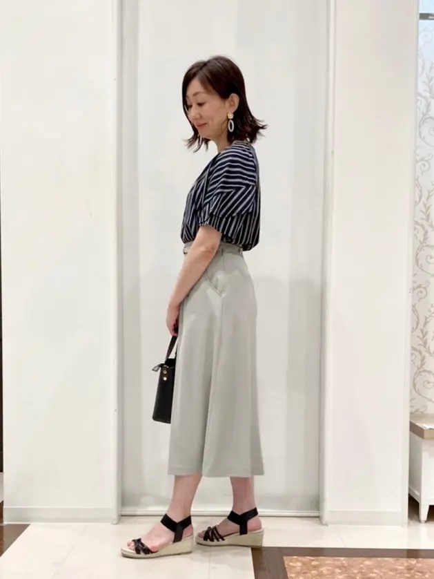 ANY SIS スタッフ コーディネート画像