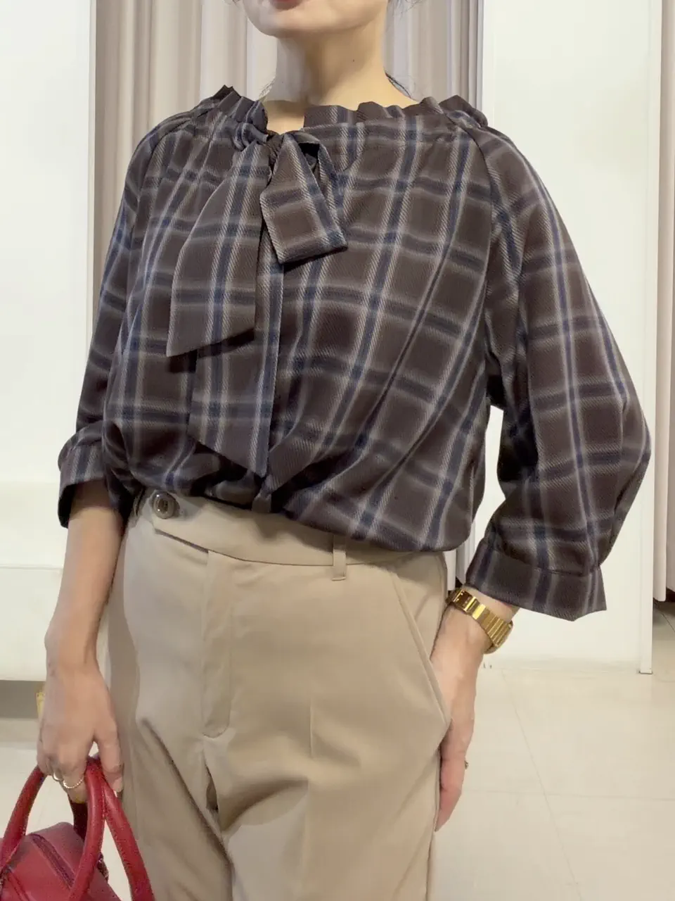ANY SIS ナラ コーディネート画像