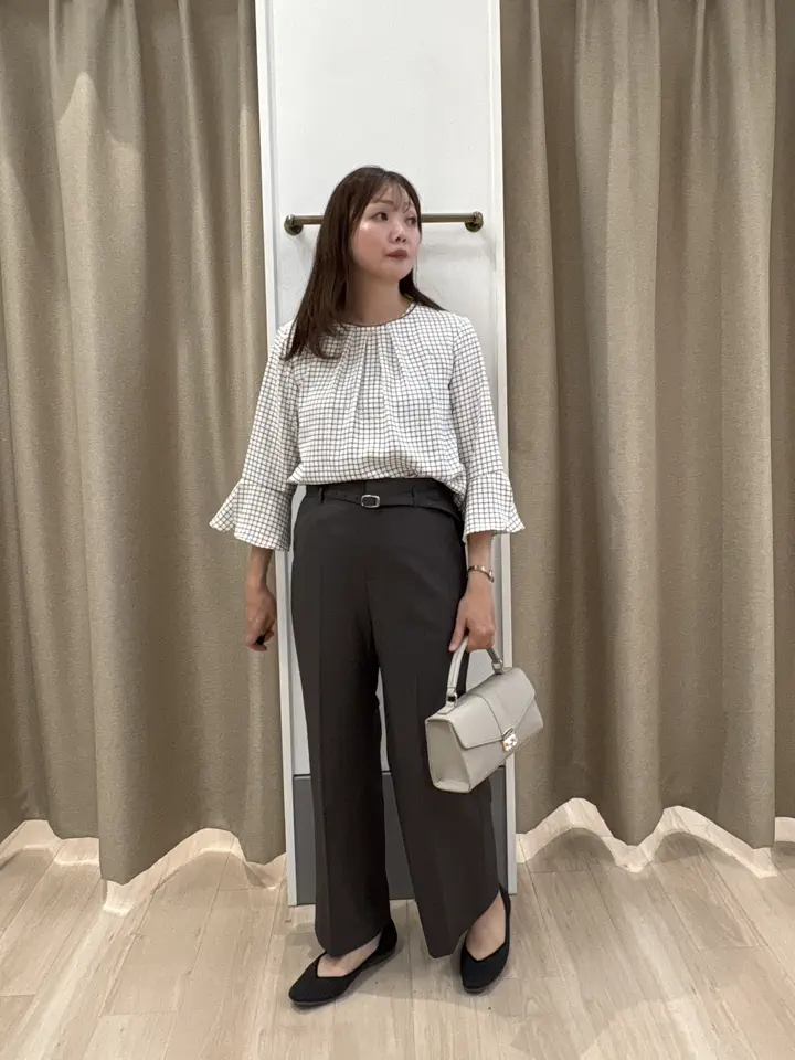 ANY SIS 笠羽 コーディネート画像