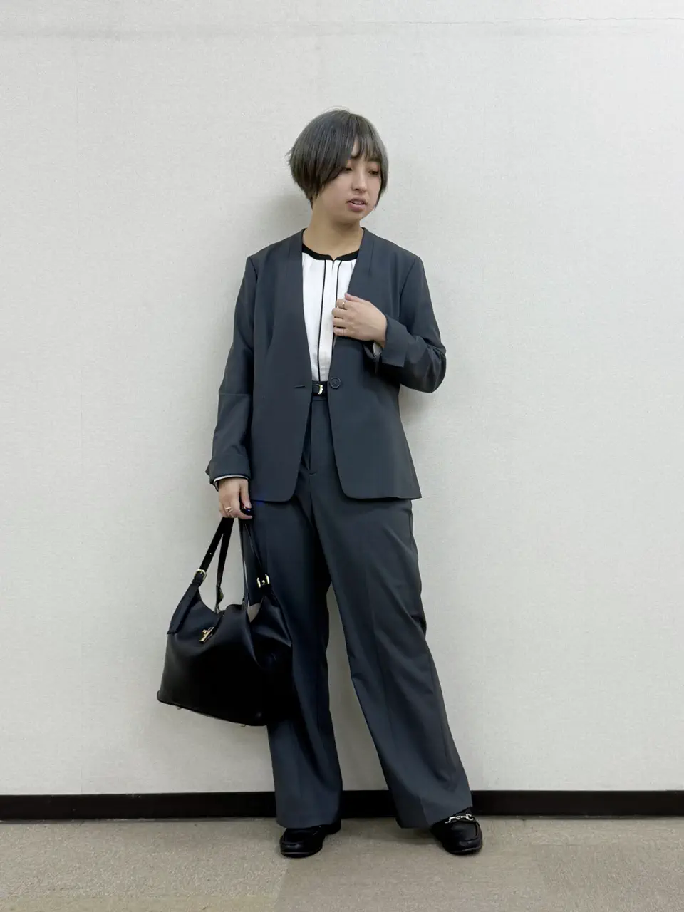  村上 コーディネート画像