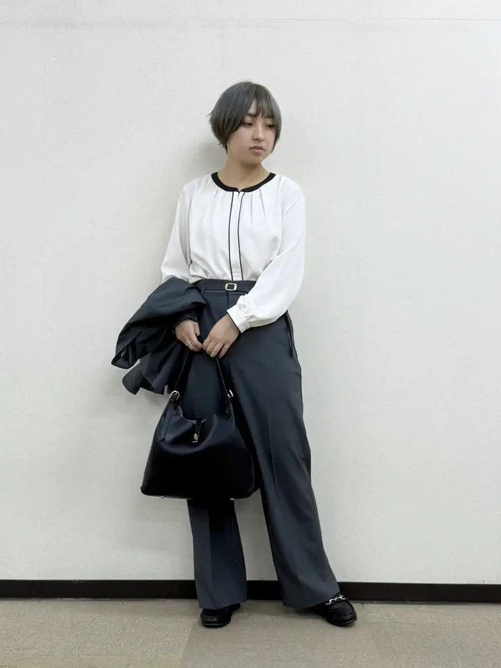 ANY SIS 村上 コーディネート画像