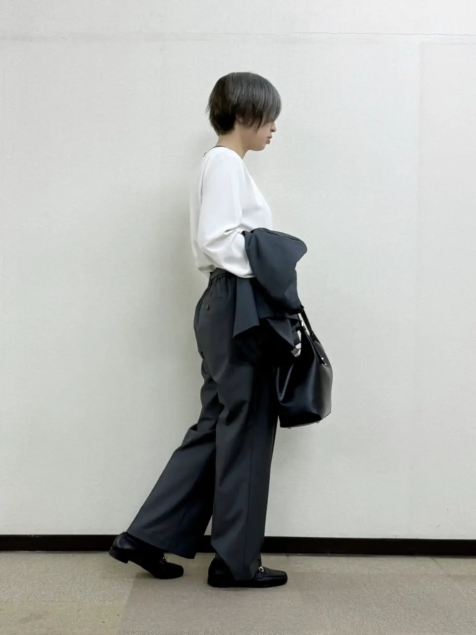 ANY SIS 村上 コーディネート画像