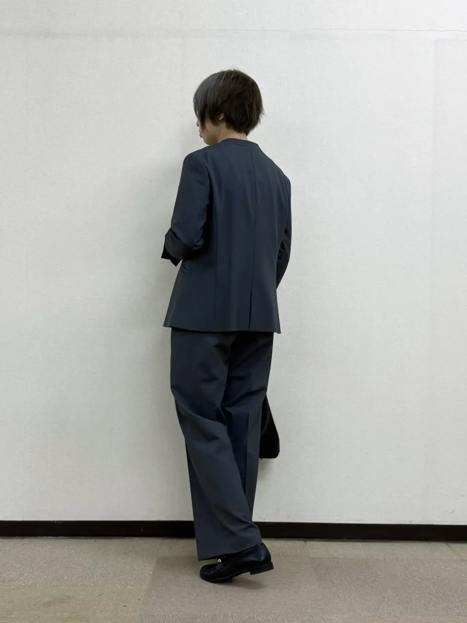 ANY SIS 村上 コーディネート画像