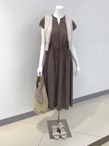 ANY SIS 橋本 コーディネート画像