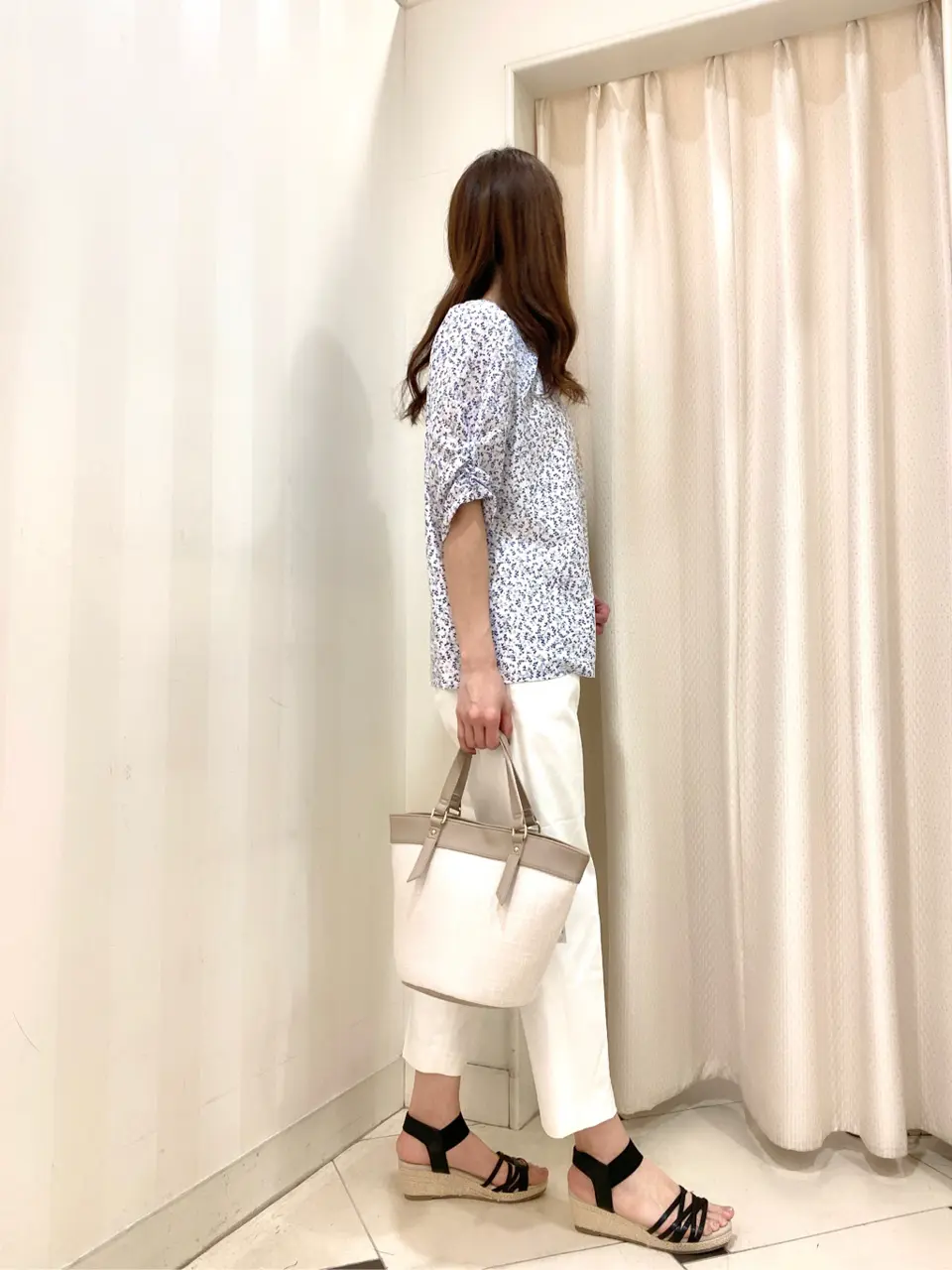 ANY SIS 金井 コーディネート画像