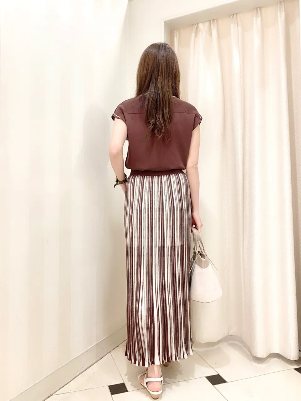 ANY SIS 金井 コーディネート画像