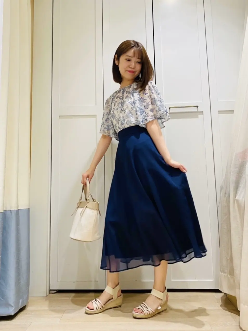 ANY SIS スタッフ コーディネート画像