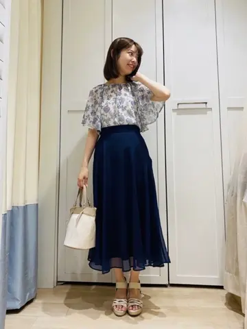 ANY SIS スタッフ コーディネート画像