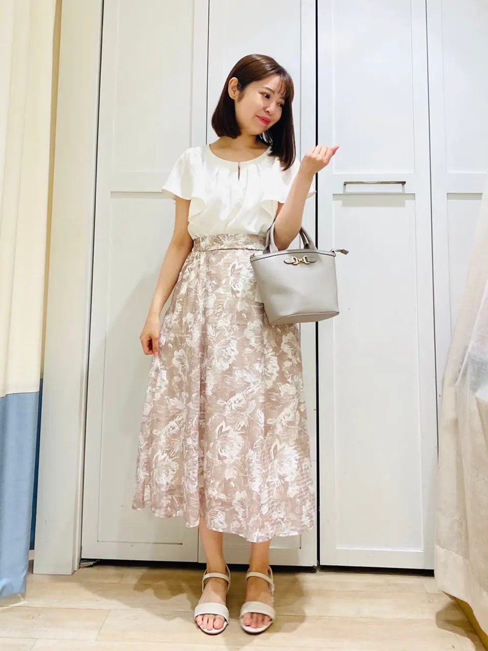 ANY SIS スタッフ コーディネート画像