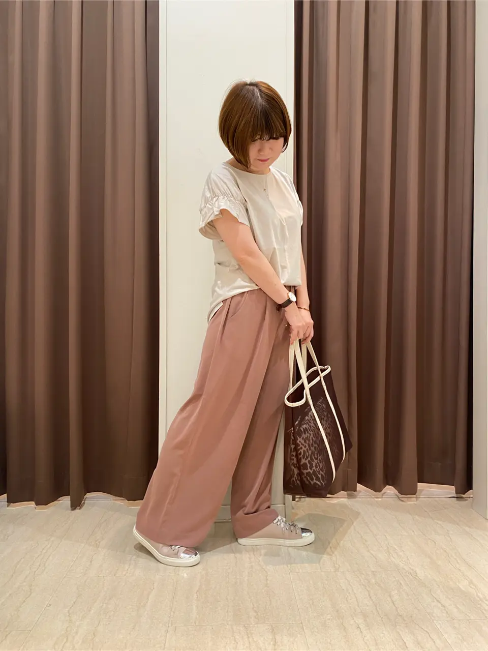 ANY SIS 岩本 コーディネート画像