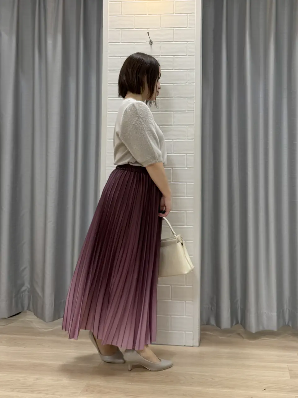 ANY SIS 丸岡 コーディネート画像