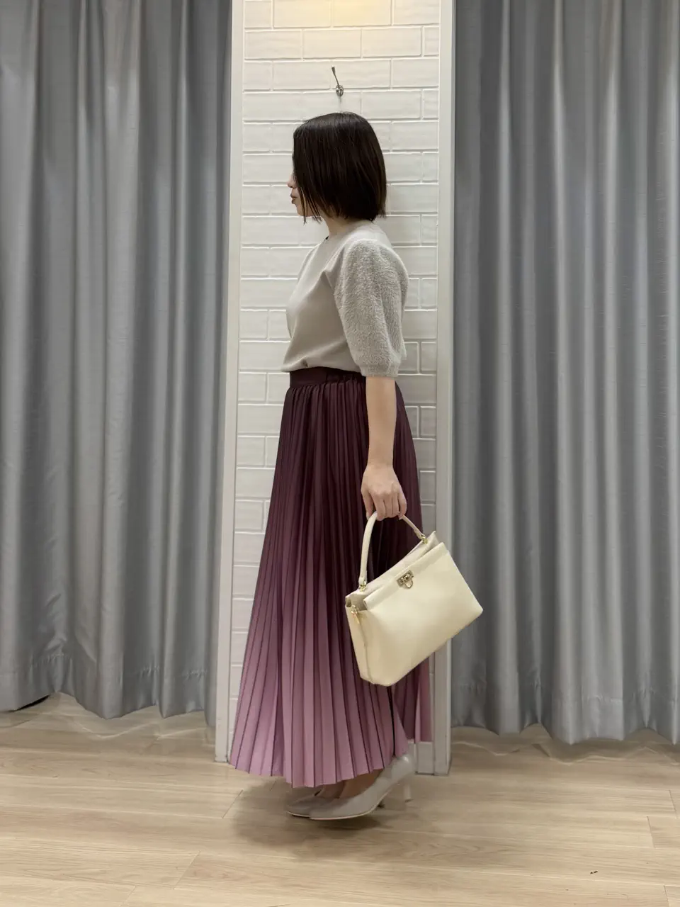 ANY SIS 丸岡 コーディネート画像