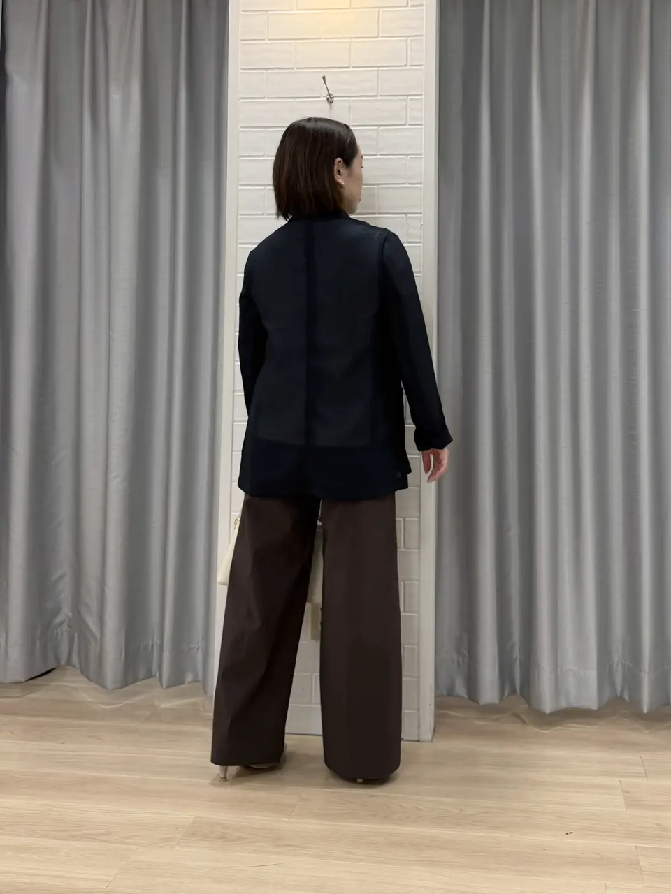 ANY SIS 丸岡 コーディネート画像