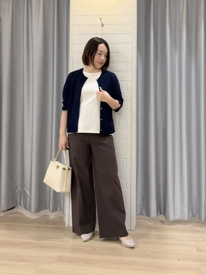 ANY SIS 丸岡 コーディネート画像