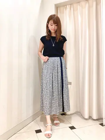 ANY SIS 金井 コーディネート画像