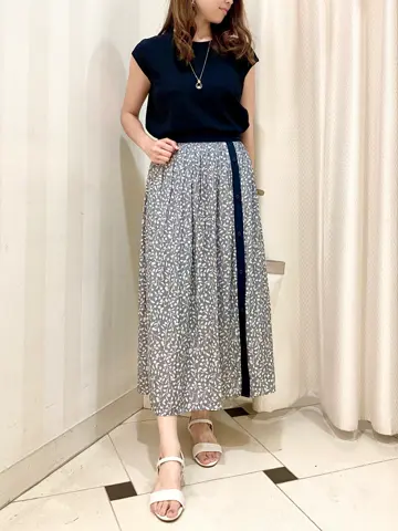 ANY SIS 金井 コーディネート画像