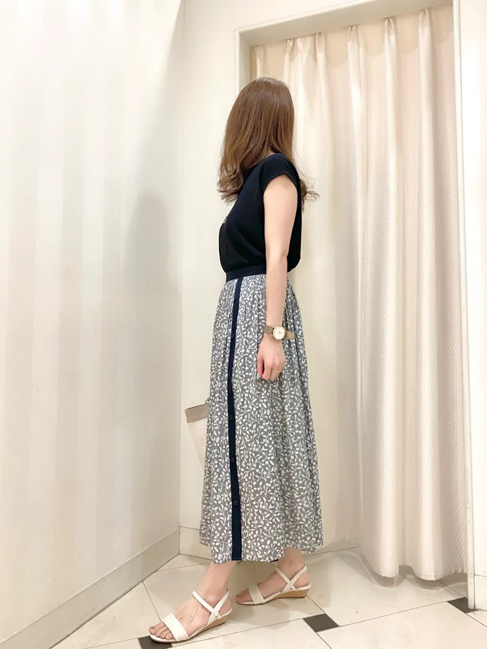 ANY SIS 金井 コーディネート画像