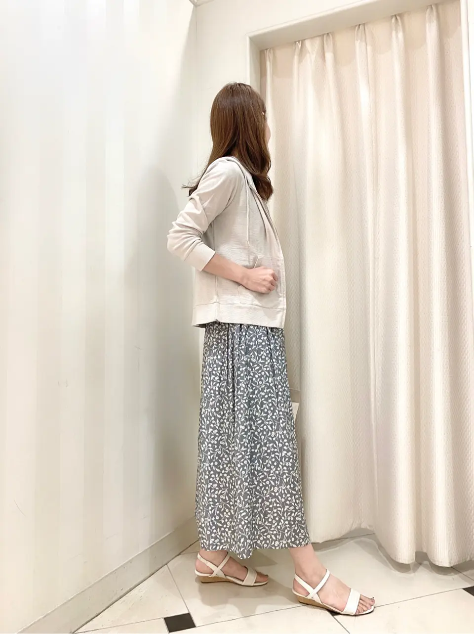 ANY SIS 金井 コーディネート画像