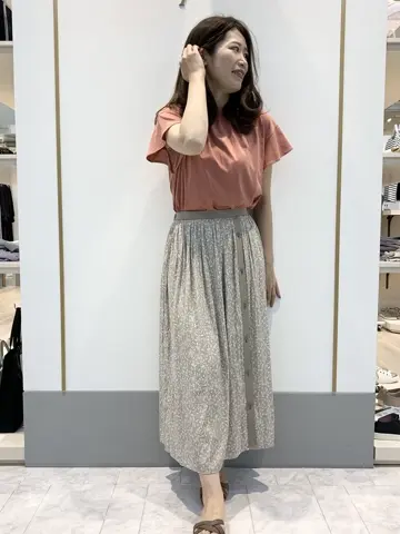 ANY SIS 岡本 コーディネート画像