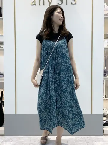 ANY SIS 岡本 コーディネート画像
