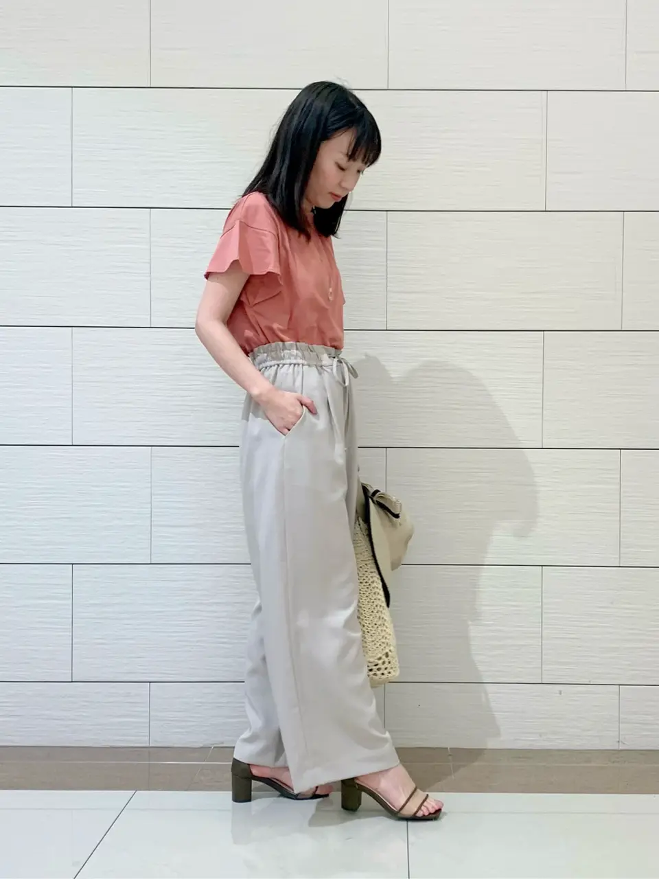 ANY SIS スタッフ コーディネート画像