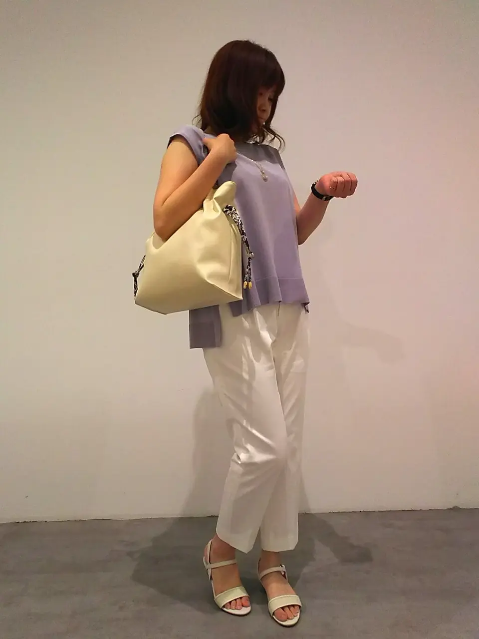 ANY SIS 川根　彩 コーディネート画像