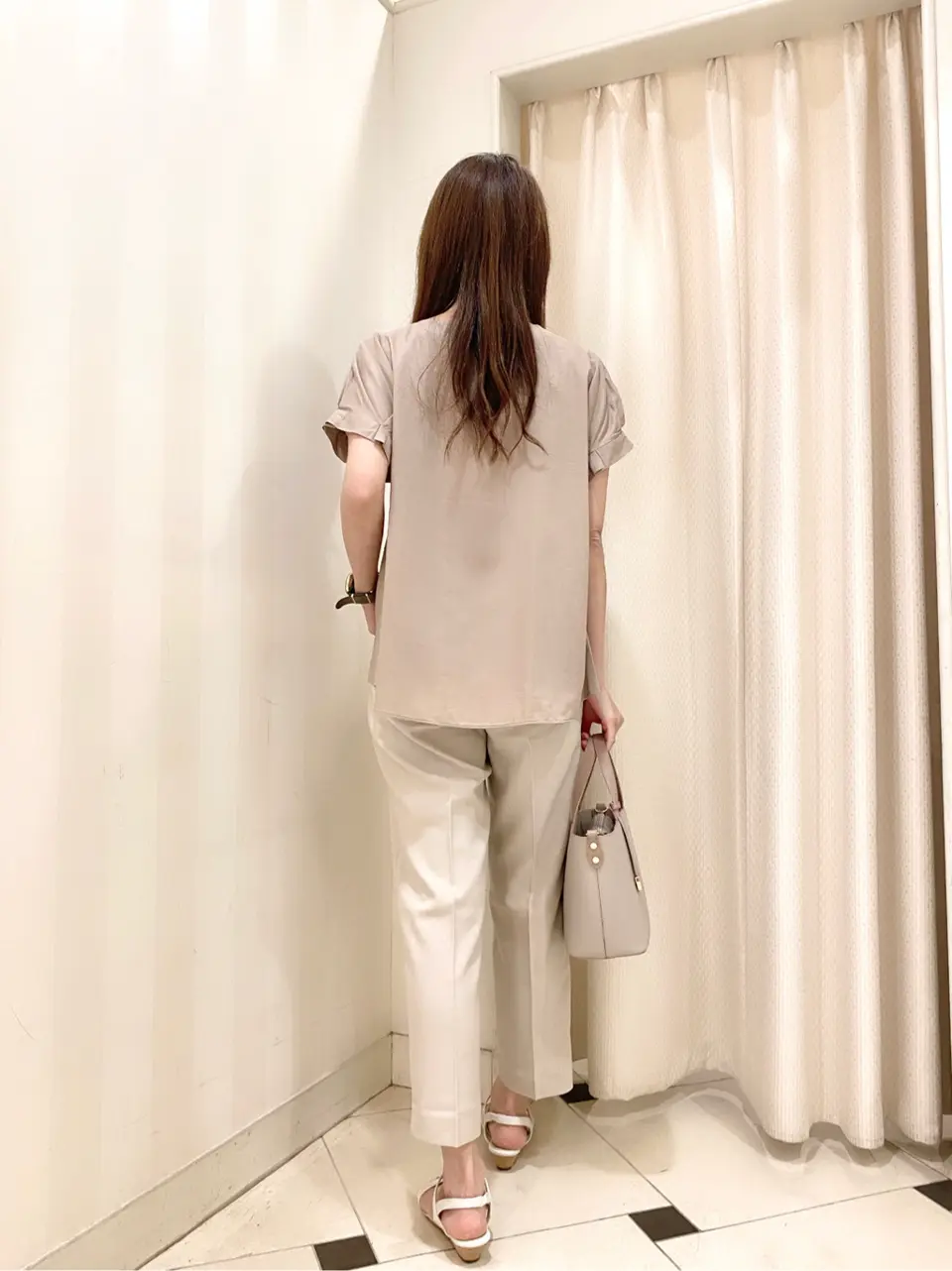 ANY SIS 金井 コーディネート画像