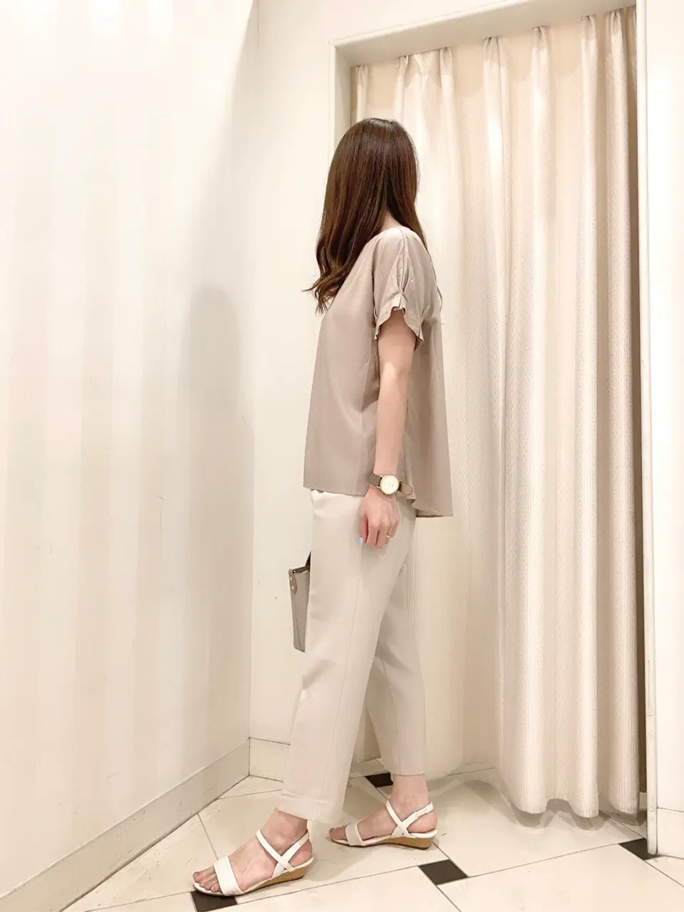 ANY SIS 金井 コーディネート画像